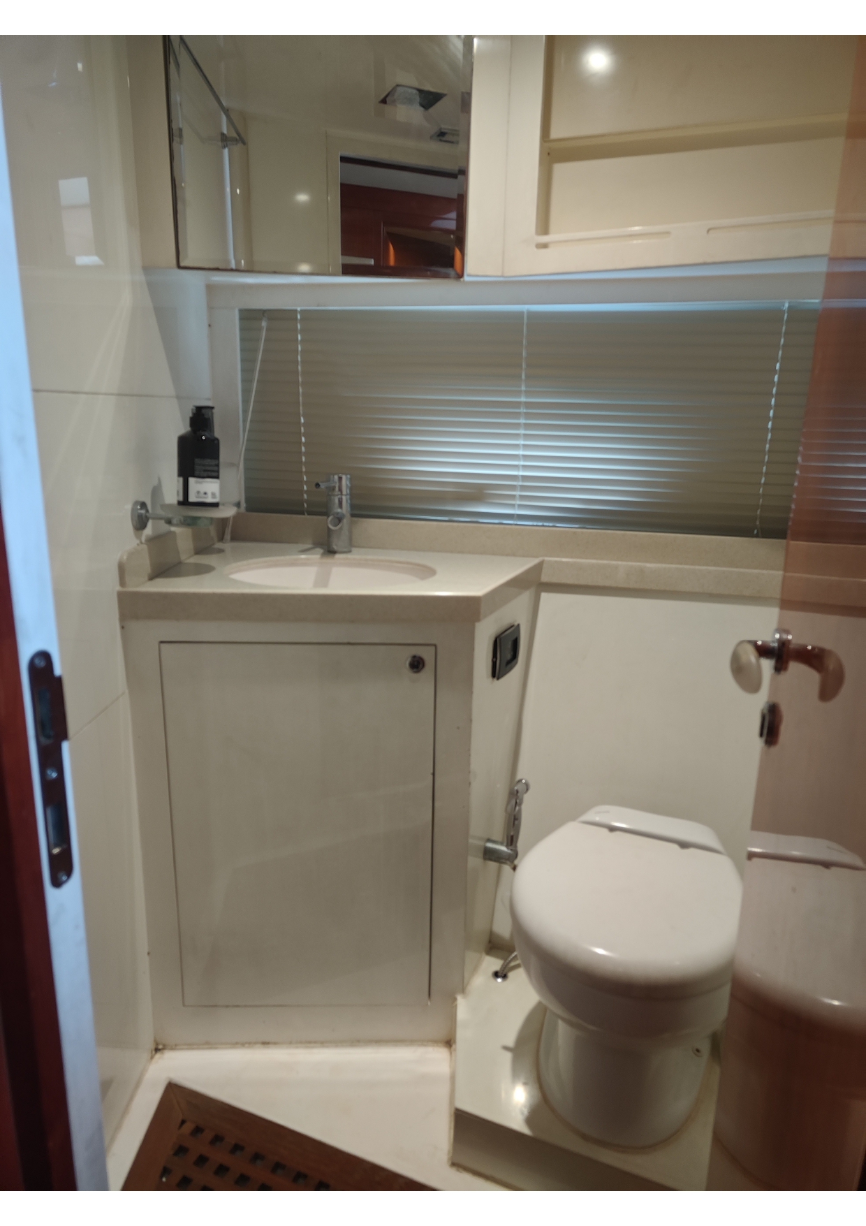 44ft yacht gallery images